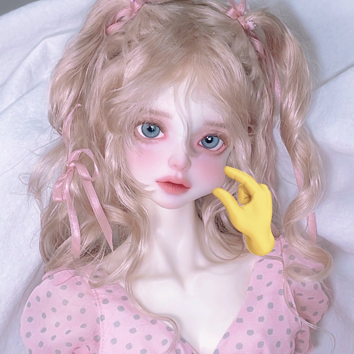 dollyk_bjd's tweet photo. 🐰코토리:（ΟΔΟ )ゞ.. 

귀여우면 원래 볼꼬집 100번 당해야해.. https://t.co/RpoVaGqLEz