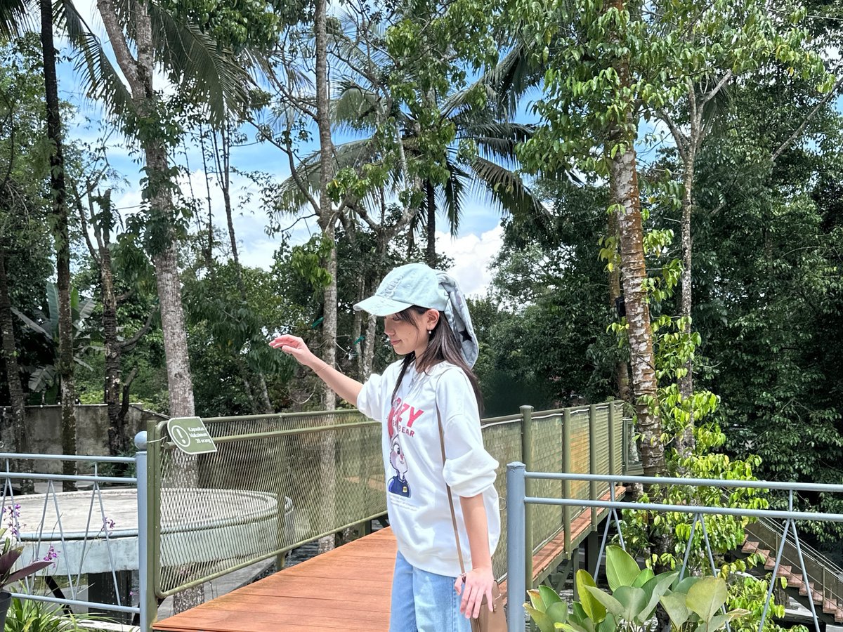 ngapain neng? wkwkwkwk