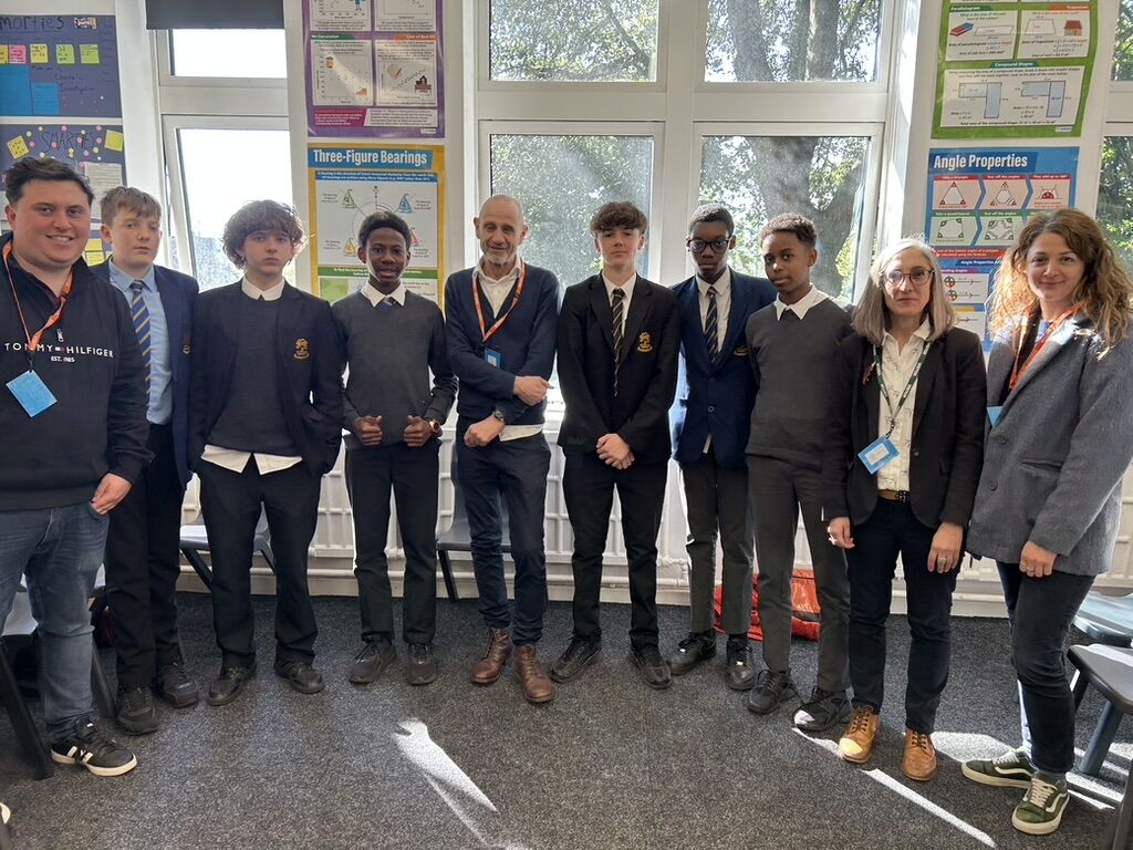 Middlesex University (@middlesexuni) on Twitter photo Everyone's talking about Netflix's 'Adolescence' 📺
This week, <a href="/BendonHelen/">HelenBendon</a> , Head of our School of Film, joined the BBC Radio 4 team on a visit to William Ellis Boys' School to weigh in on the issues raised by the series 💬
Listen to the interview 👉 bit.ly/42eHNE0 Everyone's talking about Netflix's 'Adolescence' 📺
This week, <a href="/BendonHelen/">HelenBendon</a> , Head of our School of Film, joined the BBC Radio 4 team on a visit to William Ellis Boys' School to weigh in on the issues raised by the series 💬
Listen to the interview 👉 bit.ly/42eHNE0