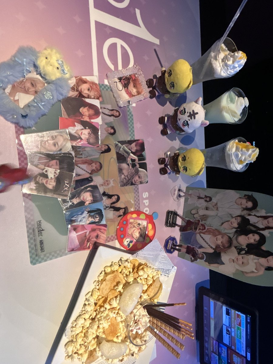 kep_hika0312's tweet photo. @hyun02_rk と@yuna_83_ とラウワン行ってきたの🤩🎶本当に楽しかった😿またみんなであそぼーね😻😻もっとたくさんのkep1ianと遊びたい🎈 https://t.co/DMeIZO6BXx