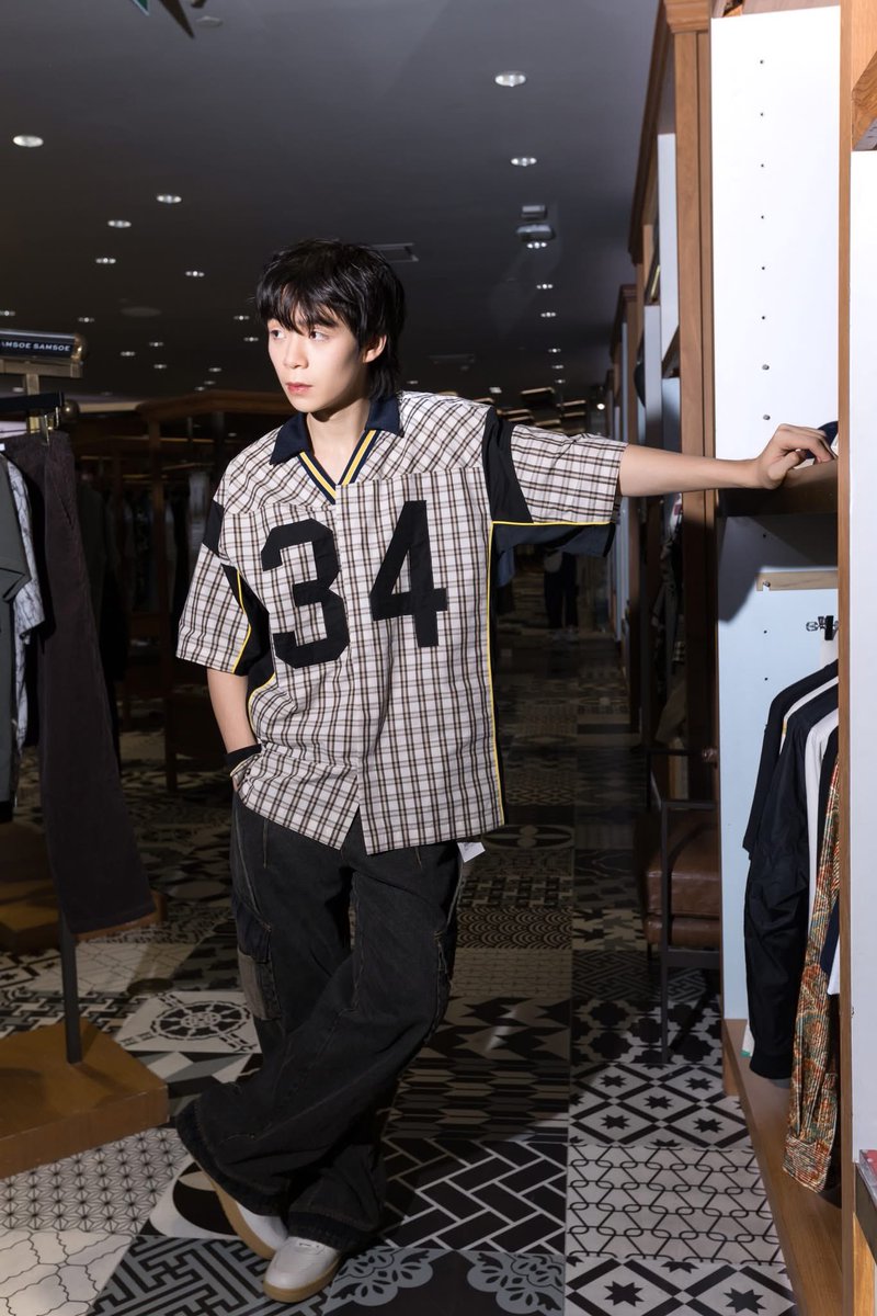 siamdiscovery1's tweet image. Fresh looks from #ADERERROR &amp;amp; #AMBUSH ’s 2025 New Collection with @pj_mahidol 

‣ Visit us at #discovery_selection (M Floor), Siam Discovery

#SiamDiscovery #TheExploratorium #ComePlayWithUs 
#TheSummerExploratorium
#SiamDiscoverySummer2025 
#SiamDiscoveryTheExplorer
#PJmahidol