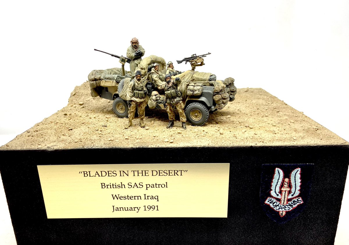 TSMODELHANGAR's tweet image. Hi everyone,
Allow me to share with you my latest work “BLADES IN THE DESERT”
This 1/35 scale vignette depicts a British SAS patrol behind enemy lines in Western Iraq during January 1991 sent out to find enemy scud missile launchers and degrade the enemy’s communications
