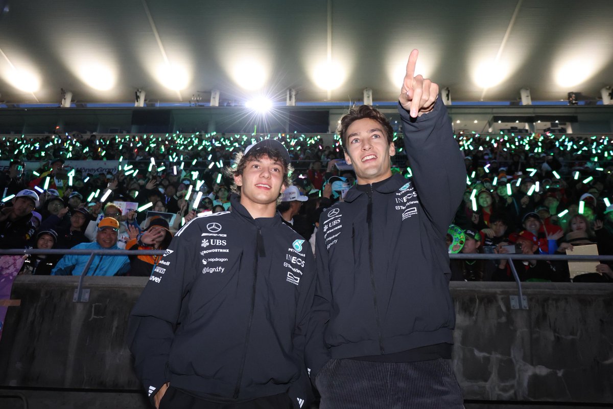 前夜祭 F1 Drivers Stage メルセデス・AMG・ペトロナス・F1チーム