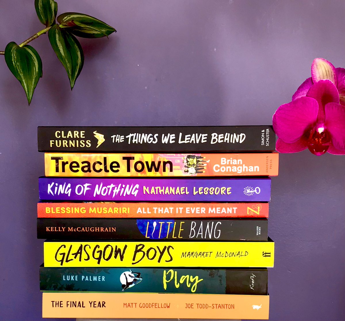 MissWheelhouse1's tweet photo. What time is it? It’s @CarnegieMedals shortlist reading time! 📖 ✨ 
#Carnegies #ReadingForPleasure #SchoolLibrary #BookClub https://t.co/YyysWXTeLr