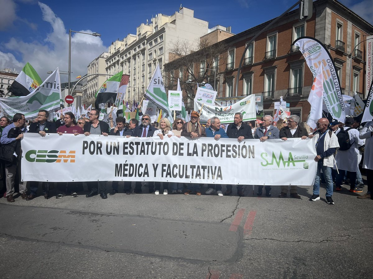 Consejo General de Médicos (@cgcom_esp) on Twitter photo La OMC se adhiere a la manifestación por el #EstatutoMarco
<a href="/cesm_sindicatos/">CESM</a> <a href="/moyamargar/">Maria Isabel</a> <a href="/eguilabert/">Enrique Guilabert</a> La OMC se adhiere a la manifestación por el #EstatutoMarco
<a href="/cesm_sindicatos/">CESM</a> <a href="/moyamargar/">Maria Isabel</a> <a href="/eguilabert/">Enrique Guilabert</a>