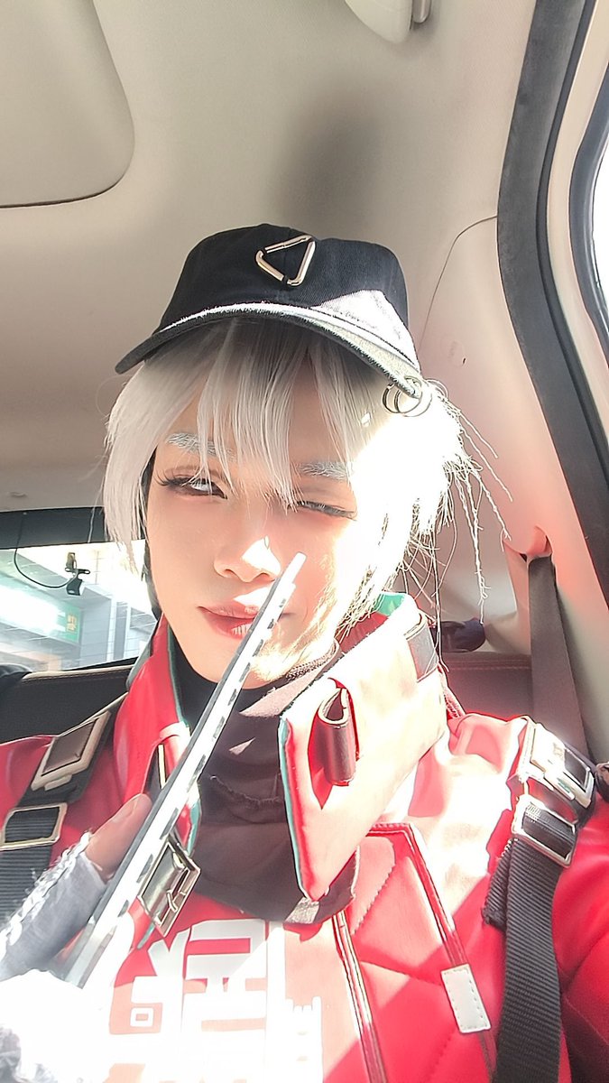 正在开启虚空裂隙....（）