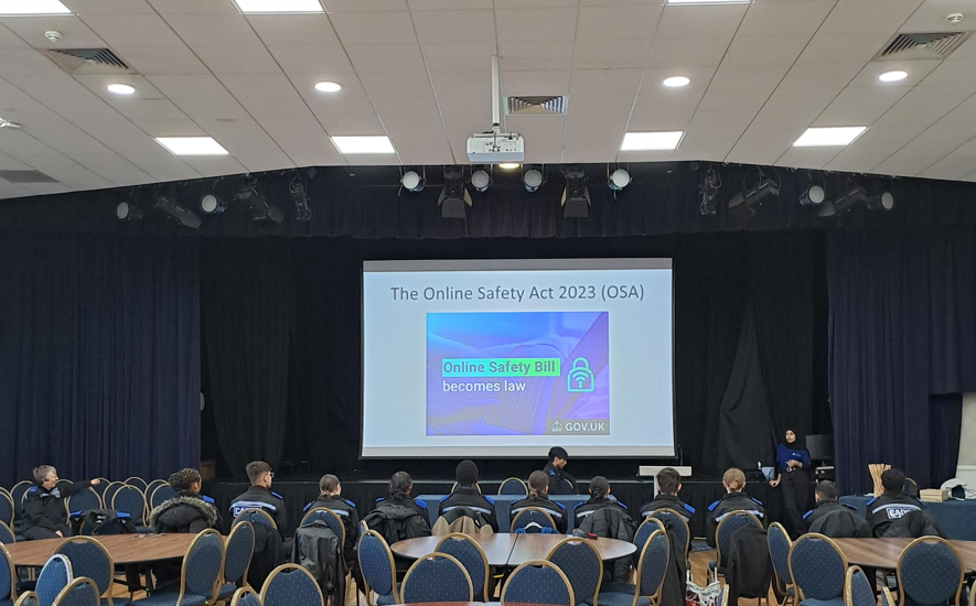 CadetsWMP's tweet image. Great discussion re the Online Safety Act &amp;amp; protecting ourselves online, then the #CorpsofDrums 🥁@CadetsWMP @NationalVPC get back to what we do best .... "Quick March!" We have places available for #youngpeople aged 13 - 17 email Cadets@westmidlands.police.uk or DM for more info