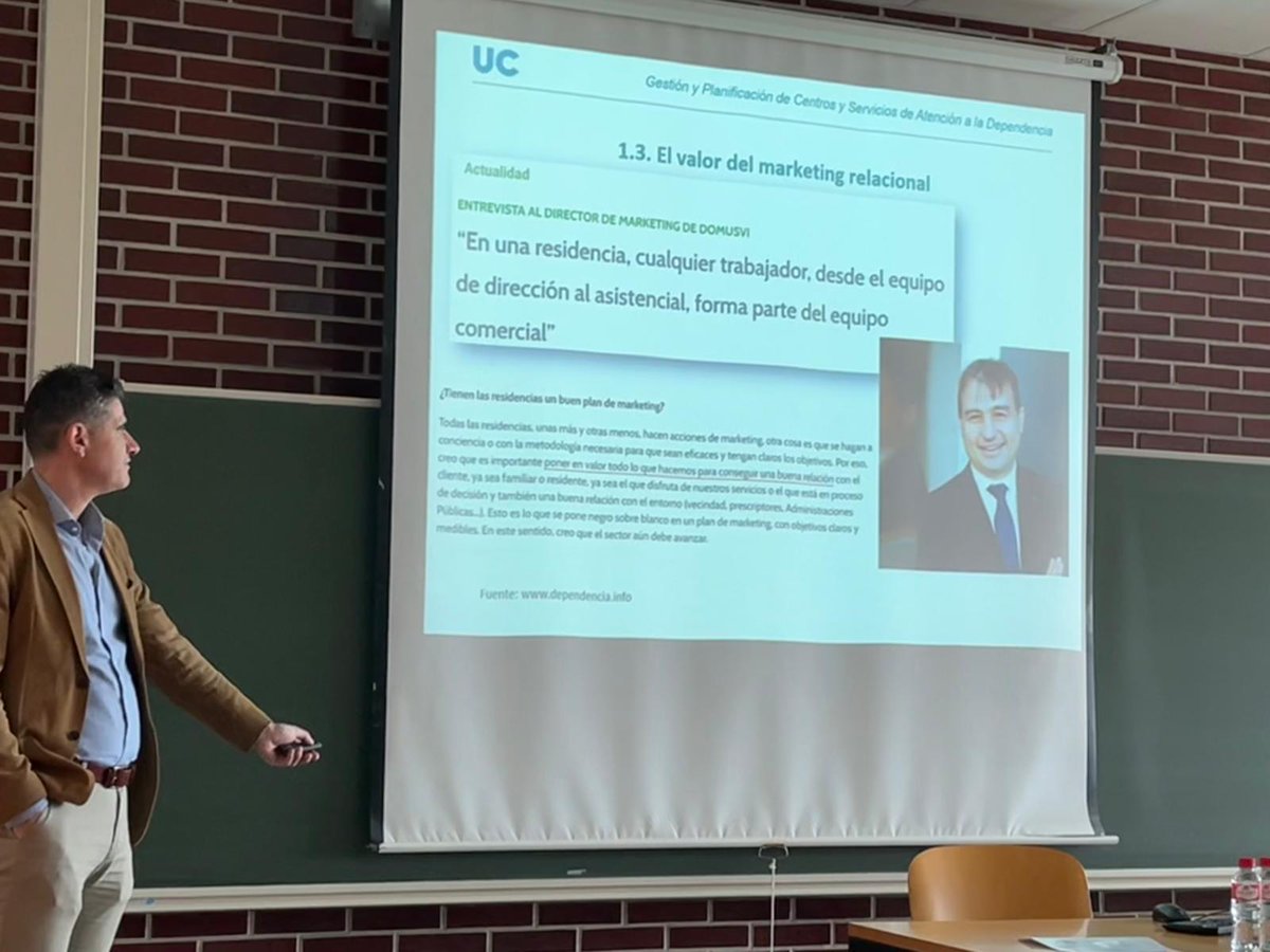 made_uc's tweet photo. 🎓 Hoy en MADE contamos con la participación de Jesús Collado, Decano de la @feconomicasuc, y Belén Díaz, profesora titular de la misma facultad, para dar inicio al Módulo 6: Gestión Económica y Financiera de los Cuidados.
¡Gracias por compartir vuestro conocimiento! 💡 https://t.co/55RRRODqhy