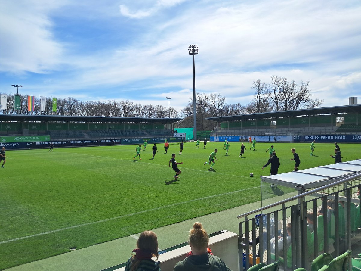 Heute mal die U19 anschauen. #WOBBMG