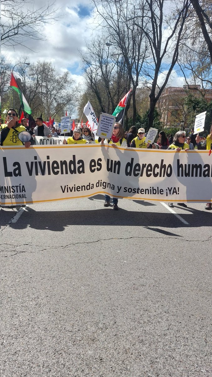 📢 Hoy, la gente salea a la calle en más de 30 ciudades por el derecho a la vivienda.
 
!Vivienda digna para todas y todos!

#DerechoATecho
