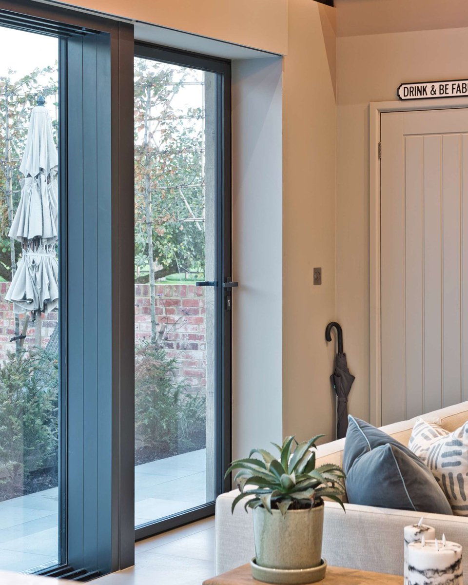 SiegerSystems's tweet photo. These Schüco Aluminium Casement Doors from Sieger offer slim frames and reliable performance, ideal for side or garden access in contemporary homes.

Precision-engineered and beautifully minimal.

To see more of our Schüco aluminium door systems, visit our website. https://t.co/r8llQ2TLJi