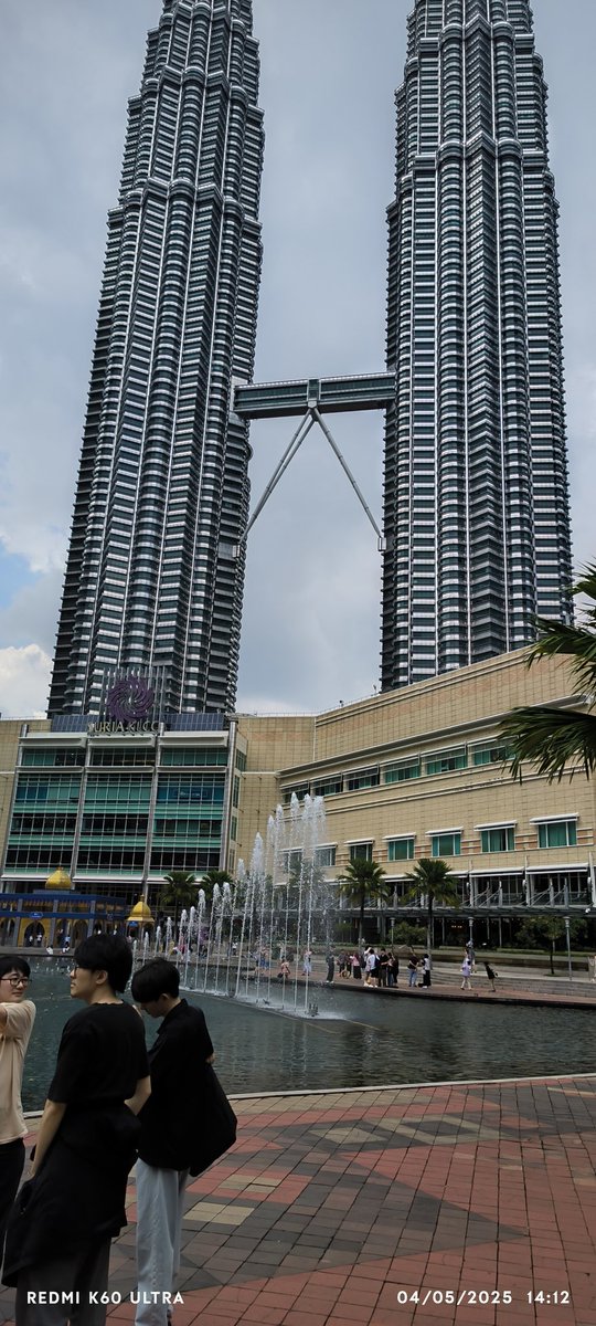Lagi di monumen mandala makasar