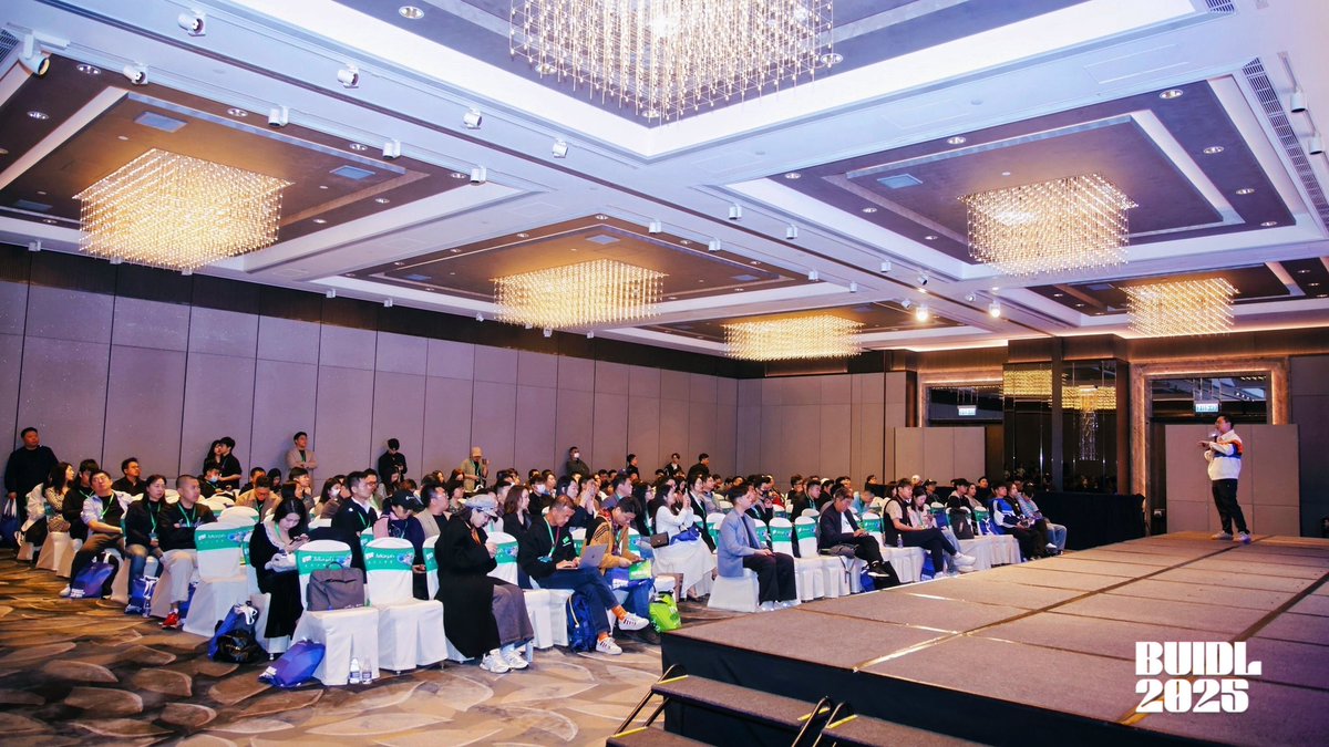 听说你们很想见一见白总? <a href="/ForestBai1/">WhiteForest</a> 

福利来啦 💚🖤🧡 抽 Morph 考拉🐨周边 x10
1. 关注 <a href="/Morph_ZH/">Morph 中文 🐨</a> <a href="/ForestBai1/">WhiteForest</a> 
2. 加入 Morph 中文 TG：
t.me/morphl2_asia
2. 点赞+转发+评论区留下你们想跟白总说的一句话
3. 限时活动 — 截止到今天晚上8点