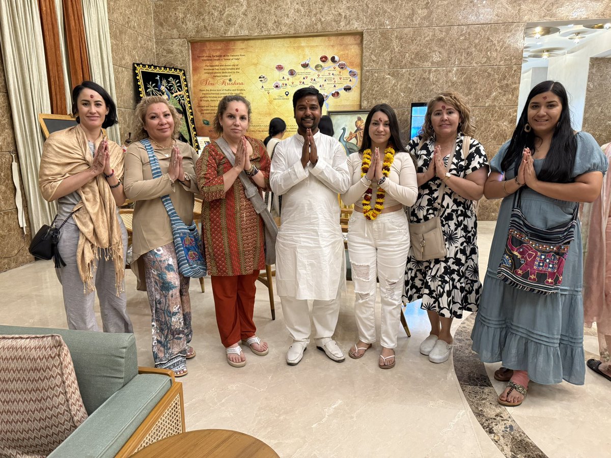 VrindavanGuide's tweet photo. Visit Vrindavan Braj Temples with a Spritual Guide @VrindavanGuide 
@narendramodi 
@myogiadityanath 
@tourismgoi 
@uptourismgov https://t.co/NqeoZsrWBx