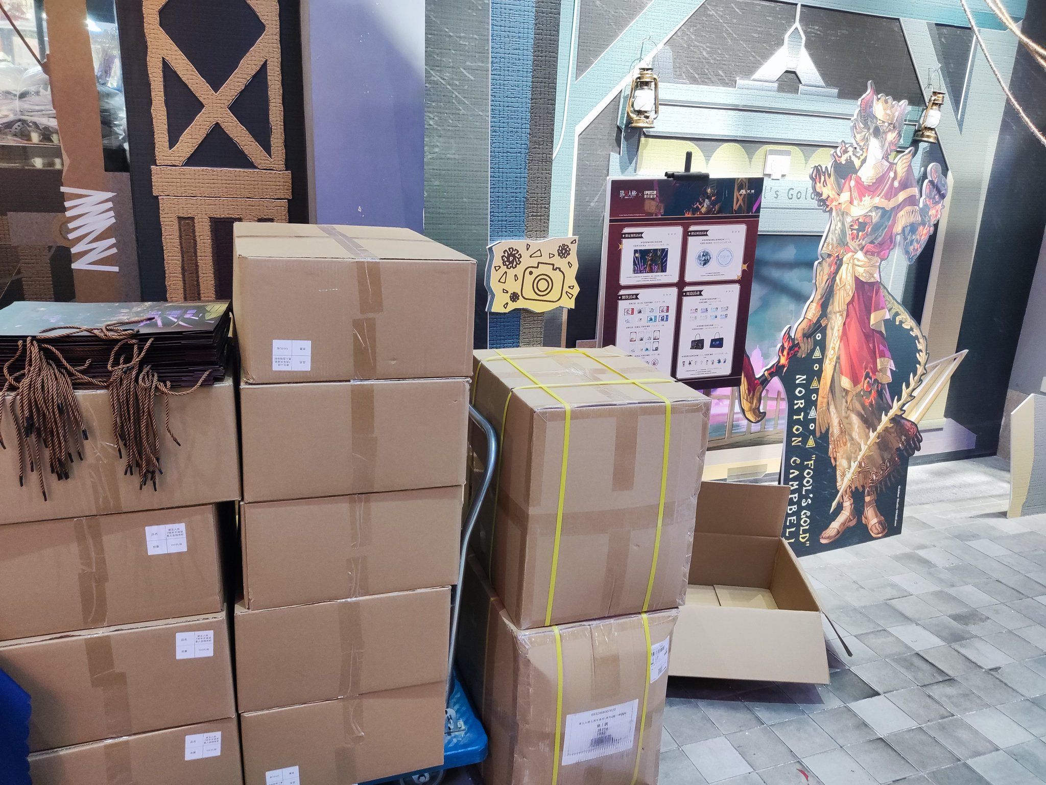 第五人格 7周年 コラボ カフェ 中国 上海限定 缶バッジ フールズ・ゴールド 第五人格 7周年 コラボ カフェ 中国 上海限定 缶バッジ フールズ