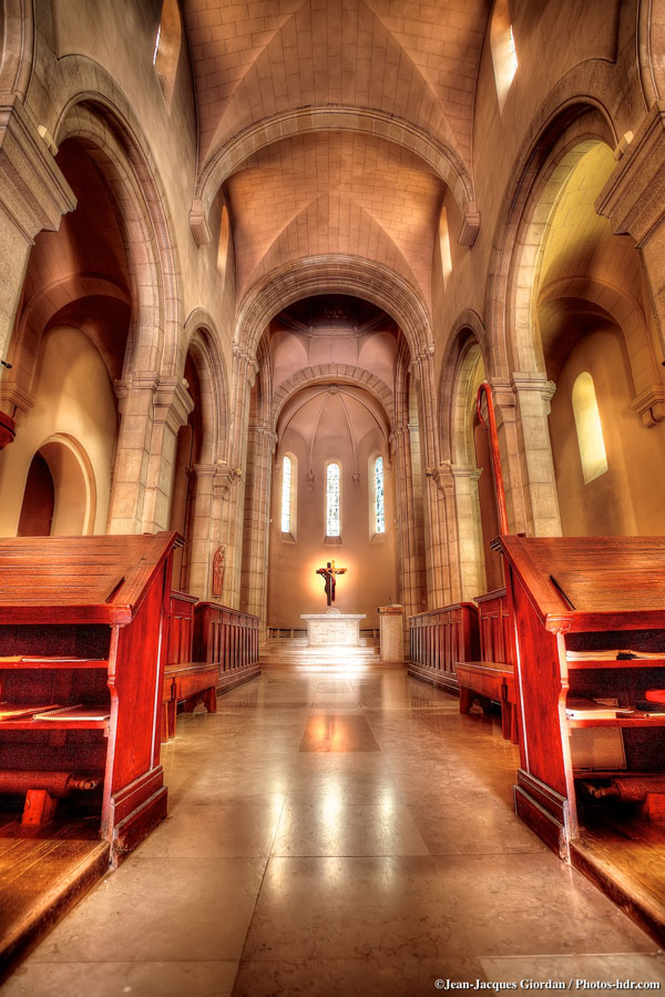 L’église de l’Abbaye de Lérins est-elle accessible en dehors des messes ?
La réponse est oui.
ℹ️ L’église est ouverte pour une visite ou un temps de recueillement de 9h30 au début de la messe &amp; de la fin de la messe à 16h30.
Merci de respecter le silence.
abbayedelerins.com/site/fr/
