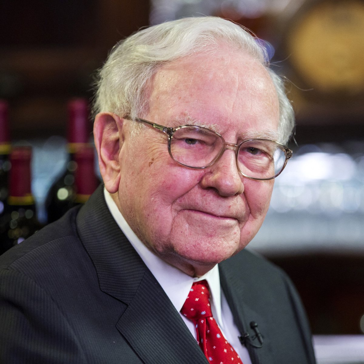 bosunatiklama's tweet image. Warren Buffett, ABD borsasında yaşanan düşüşün ardından kara geçen tek milyarder oldu.