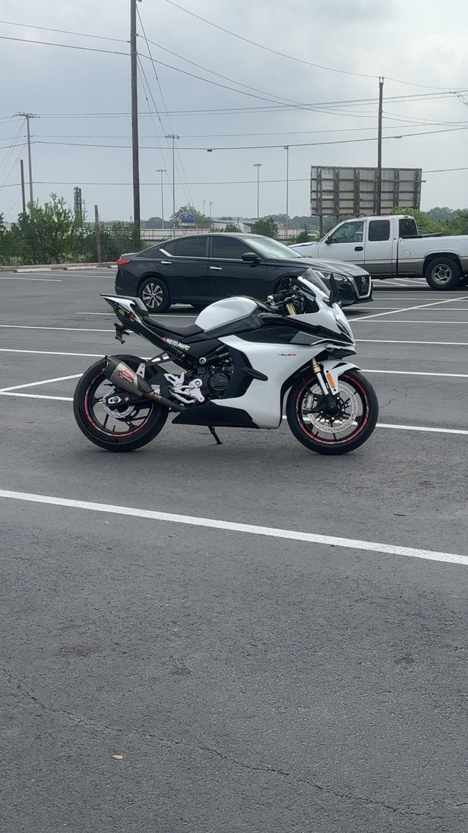 thekngmarc's tweet image. W movie