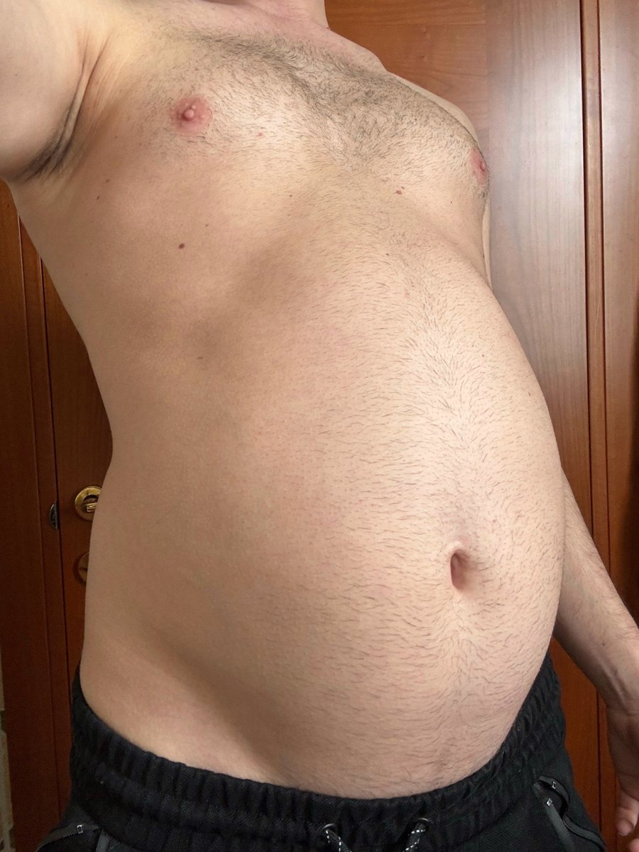 Before and after, pregnant or inflated belly? :P

#bellyinflation #mpreg #waterinflation #inflatedbelly #mpregbelly #bellypumping #bellyexpansion #malebellyinflation #malepregnancy #bellybutton