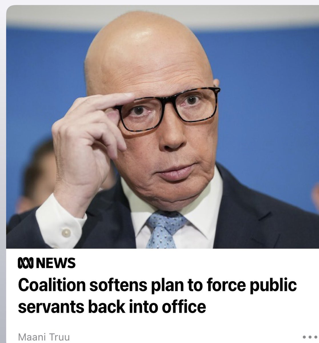 Commoncents21's tweet photo. This is cray cray LNP wannabe Prime Minister. 

Flip flopping LIAR. 🤥 
Confused. 

Wants to confuse you as well. A dirty strategic tactic. 

#Auspol2025 
#Election2025 

#VoteLabor

VOTE @alifrance5 LABOR.

Get this incompetent fool OUT of politics. 
#DangerousDutton https://t.co/SIsqgH8GNb