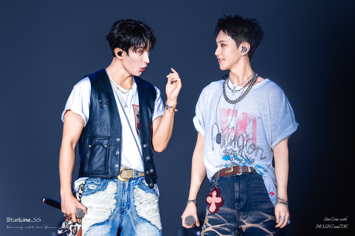 StarLine_SS's tweet photo. 250404 Tecate Pa’l Norte

#호시 #HOSHI #도겸 #DK #석순 #겸권 #SEOKSOON #세븐틴 #SEVENTEEN
#SEVENTEENatPalNorte2025
#TecatePalNorte https://t.co/g5Gi8avel1