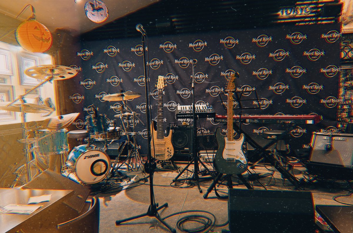 SquadHaag's tweet photo. 2024 10/9  Hard Rock Caffe ROPPONGI

#tokyo #live #music #tokyomusicscene #artist #art #picture
#photo #東京 #アーティスト #ライブ #写真　#squadhaag https://t.co/mRtHbETwNE