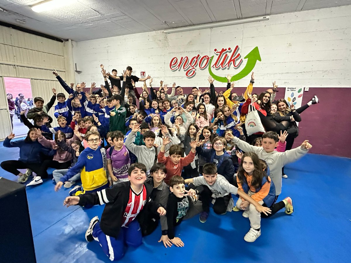 smiportu's tweet photo. ENGOITIK-eko Gau Irekia: txikia den horretatik mirariak sor daitezke.

Noche Abierta de ENGOITIK: cómo de lo pequeño y aparentemente insignificante puede surgir el milagro. 

#engoitik #EtorkizunariBegira @KristauEskola https://t.co/aznn2pKrVk