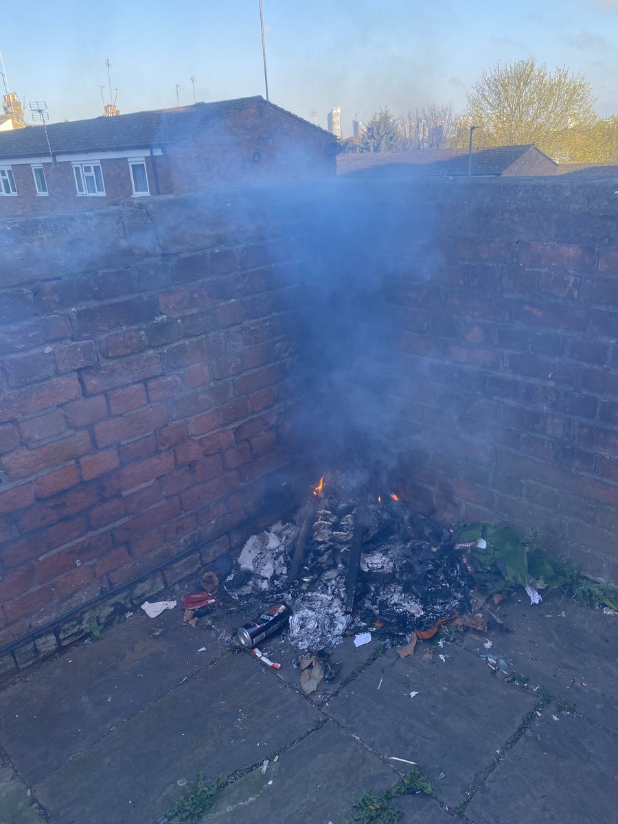 ascensionsw11's tweet photo. Our thanks to a vigilant local resident who alerted us to a fire on the church premises this morning by the war memorial on Acanthus Road SW11, which has now been made safe.

A plea to colleagues in Battersea Deanery and other ecumenical partners locally to be vigilant. https://t.co/zXC6Kgh4us