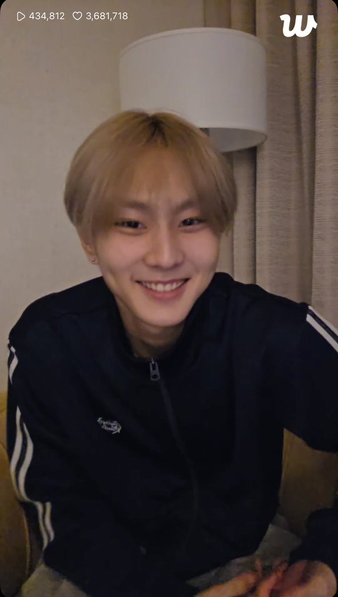 enhypenupdates's tweet photo. [EN-LIVE PLAYLIST 🌟] 250405
"hi"

Jungwon’s Weverse Live Playlist 🎵

Not Today - Nevin
Carry Me Back Home (My God) - Mercy Street
Asking for a Friend - Hennie Hun
Loose - ENHYPEN
Loose - ENHYPEN
a song from yesterday - Forrest Nolan
my sweater - doyouka
You Won't Be There For Me - slchld
Plastic Plants by Mahalia
Heather - Conan Gray
I Like Me Better - Lauv
TFW (That Feeling When) - ENHYPEN
Upper Side Dreamin' - ENHYPEN
Just A Little Bit - ENHYPEN
Baby good night - B1A4
Lonely - B1A4
Tried to walk - B1A4
What's Happening? - B1A4
Zz'City - So!YoON!
Drowning - WOODZ
Sick Of You - Mason Murphy & Parker Rudd
Like 1999 - Valley
Home - ENHYPEN

@ENHYPEN_members @ENHYPEN #ENHYPEN #엔하이픈
