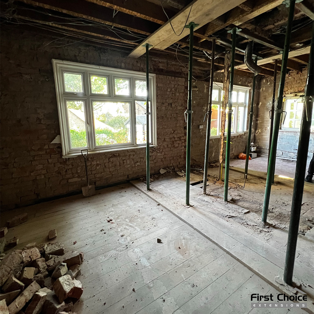 Fc_extensions's tweet image. 💻 Visit fcextensions.co.uk to explore our services and try our Extension Cost Calculator discover how much your dream space could cost in just minutes!  

📸 Swipe through for inspiration and let us create a space you’ll love forever.  

#HomeExtensions #SideExtension