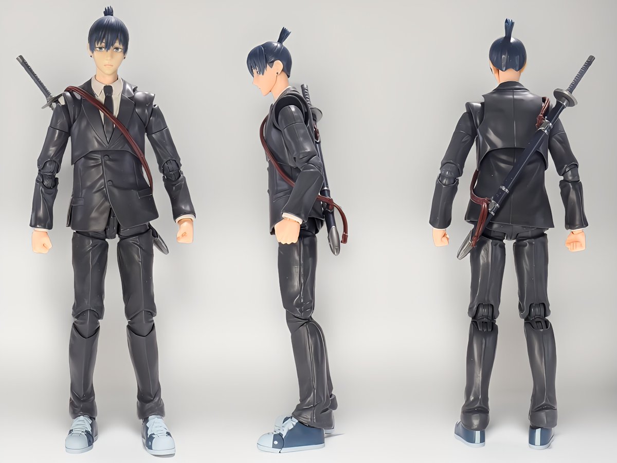 poundplusminus's tweet photo. S.H.Figuartsの早川アキ。
　figmaより一回り小さいが、先に出たパワーやマキマとの整合性は取れている。
　figmaでは省略されていた抜剣状態の『釘』が付いていたのが嬉しい。
　顔パーツ5つ、ハンドパーツ11と豊富。
　可動域も広い(続く）。

 #おもちゃ撮影会 
#早川アキ
#フィギュアーツ写真部 https://t.co/dtkiHSQsTF
