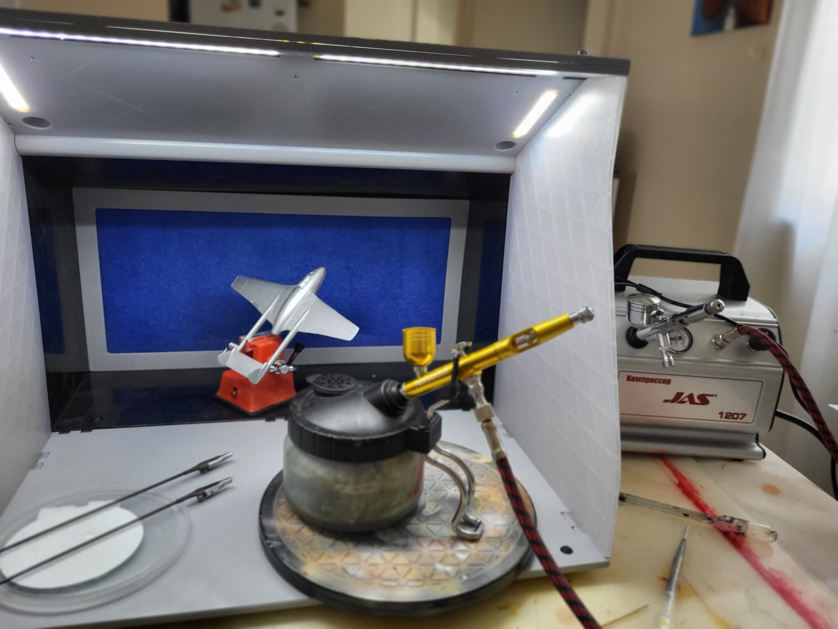 sergio_nikoso's tweet photo. Today’s tools: an airbrush, a painting box, and a 1:72 scale Vampire FB.5 jet as my “canvas.”
Turning plastic into art — one detail at a time.

How’s your day going?

#ScaleModeling #ModelJet #AirbrushArt #MiniaturePainting  #ArtistAtWork #CreativeProcess #DetailMaker https://t.co/trkhGQeXz5
