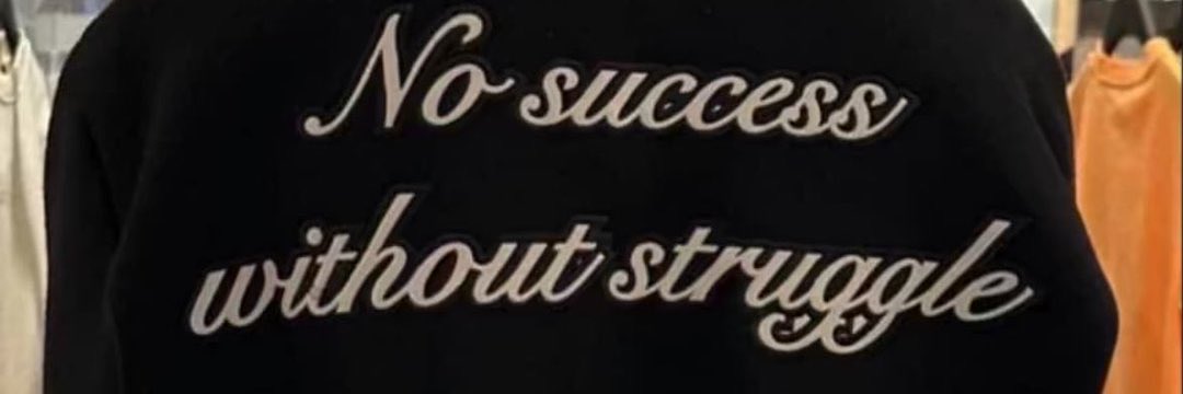 MRS_TRACY tweet media