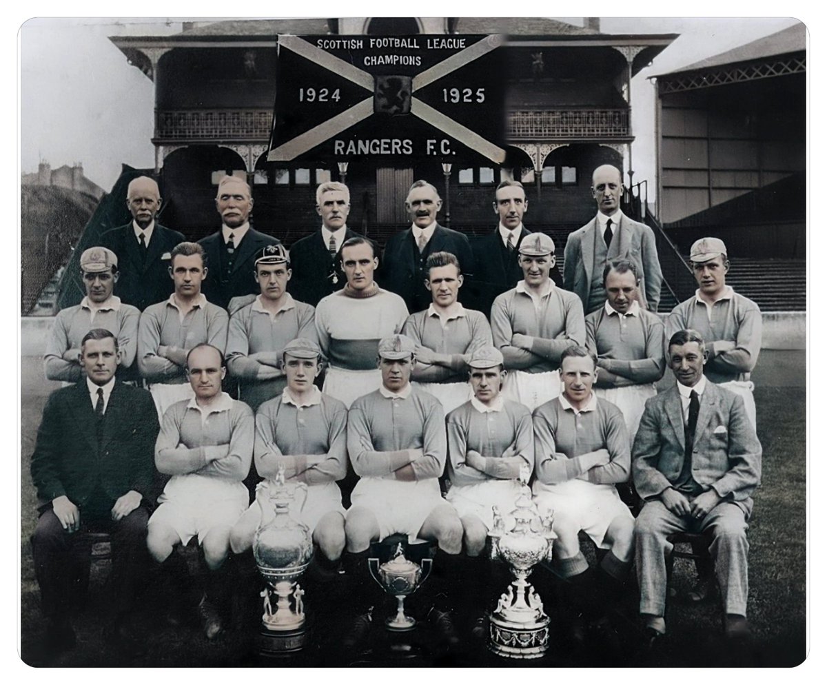 WATP72RFC's tweet photo. 🗓️ #OnThisDay 1️⃣9️⃣2️⃣4️⃣ : #Rangers win our 13th Title, with 3 games spare, after a 2-1 win over Hibs at Ibrox(12k).  Davie Meiklejohn &amp; Andy Cunningham scored. It was the 1st time Bill Struth had retained the Title as Manager. He did it again the next season to win #3IAR [📷 1925] https://t.co/mjFTpcabzq