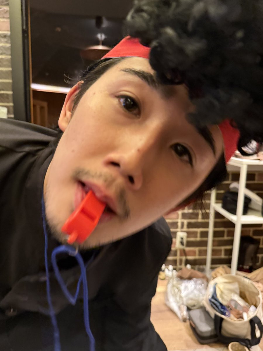 wild_sauna's tweet photo. @mickeyamashita 今日はいつもの団長ではなく参加型のロウリュウアトラクションでしたw🧑🏻‍🦱
#LCJ https://t.co/FeU2lmW9qA