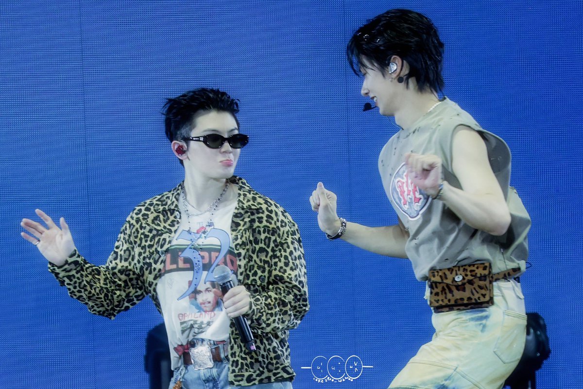minghaocheol_'s tweet photo. THIS WOOZI AND JUN PIC OH MY GOD MY JUNHOON 😭😭😭😭😭 https://t.co/uW3TLj199z