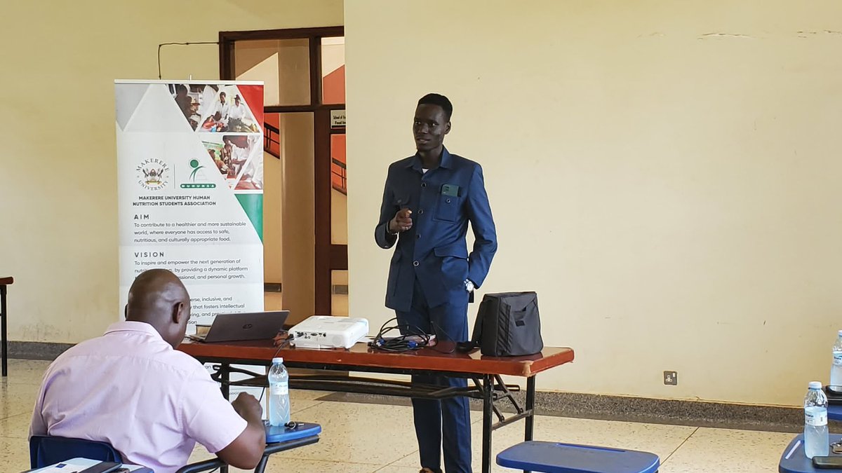 Muhunsa_MAK's tweet photo. We appreciate the president of @kyundsa_kyu, Mr. Gregory Micheal Edigu for gracing the occasion and ensuring the associations maintain a long standing collaboration. He requested the incoming team to never give up and hold onto the association throughout all times. https://t.co/OllHSIcaGO