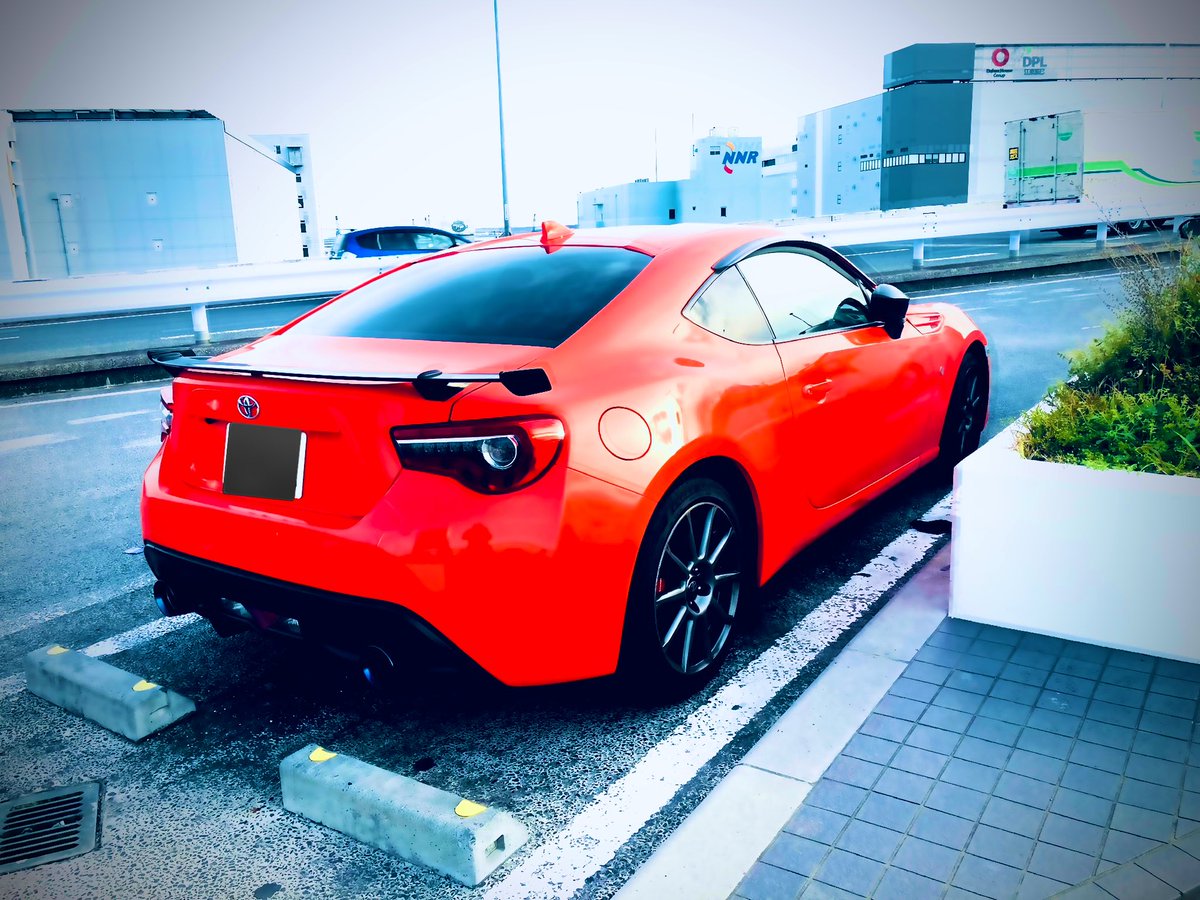 でちお tweet media