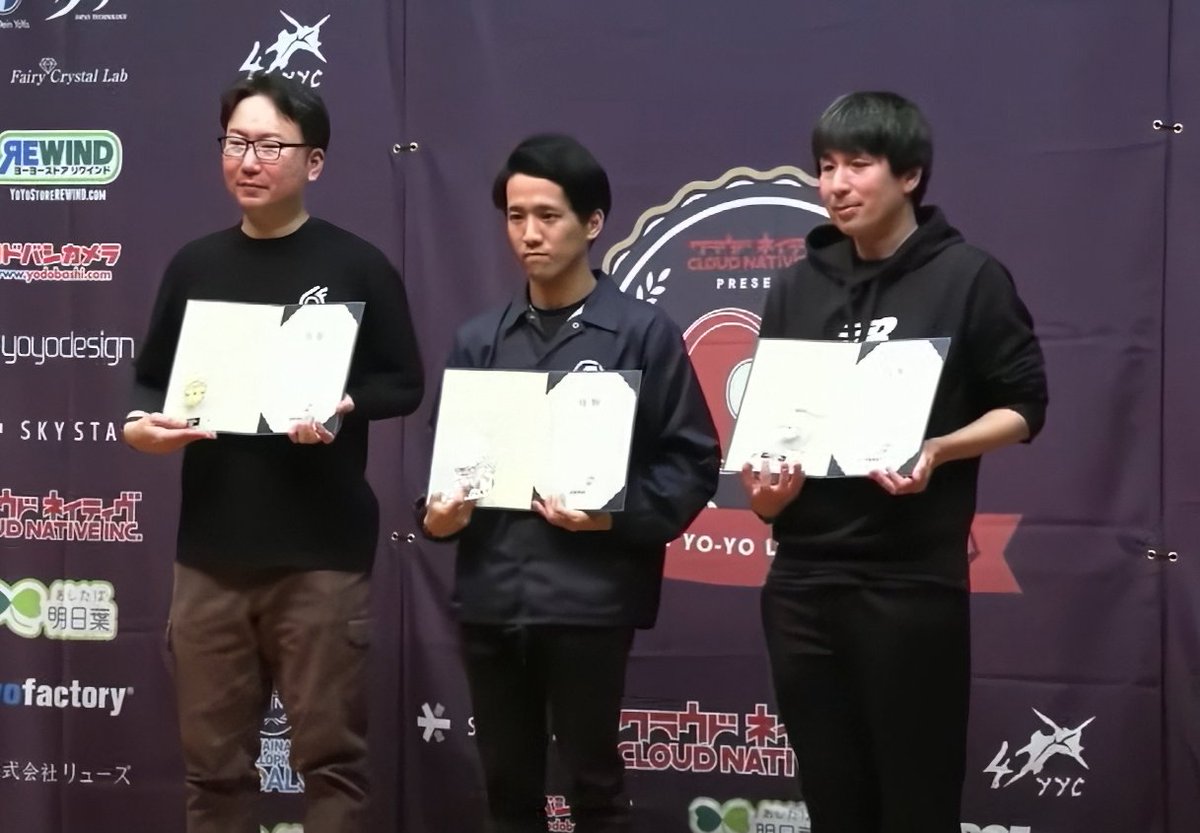 JPLSols's tweet image. 2025 South Japan Yo-Yo Contest 2A部門においてループアップにて  
山中　聡 選手が準優勝  となりました！ 
おめでとうございます🙌
#JL25 #SJ25 #LoopUp #JPLS #JPLSolutions