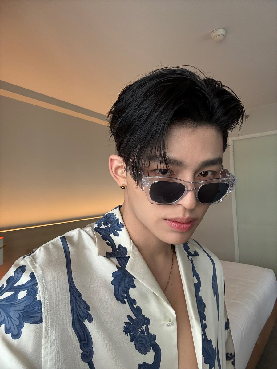 ppnaravit's tweet image. gigil 🫶😍🇵🇭

POND VERSACE PH

#PondxVersaceFragrancesPH