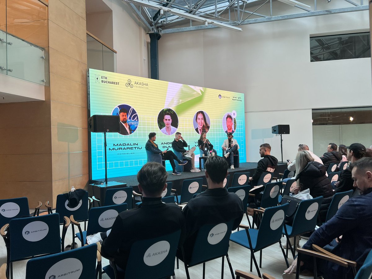 AndreiPotlog3's tweet image. About networking 
#ethbucharest #DIXID #vectorpunks