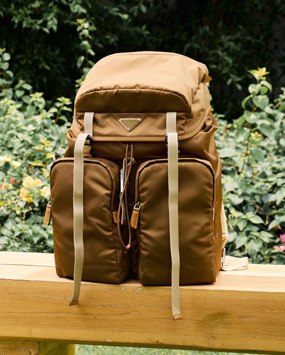 Win IG

A commitment to circularity, #PradaReNylon transforms ocean waste into something extraordinary. <a href="/Prada/">PRADA</a> #Prada

#winmetawin