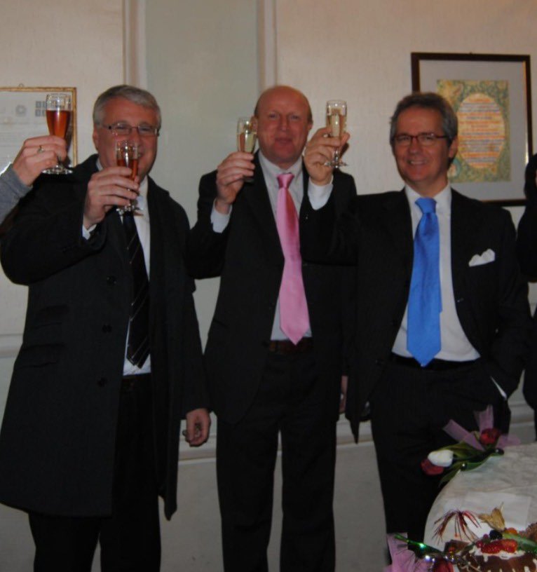 Sono sconvolto!!! Ciao Mirco ti ricordo così… non ho altre parole…

sit tibi terra levis... 
#SindacoEmerito #castelfidardo #castelfidardofine800 <a href="/CastelCalcio/">Castelfidardo Calcio</a> #comunecastelfidardo <a href="/SolPopCastelfid/">Solidarietà Popolare per Castelfidardo</a> #castelfidardoturismo <a href="/PIFfisarmonica/">PIF Castelfidardo</a>