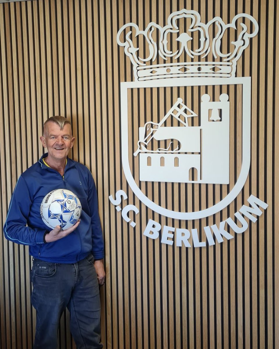 ⚔️ 𝗠𝗔𝗧𝗖𝗛𝗗𝗔𝗬 ⇢ ST BMJ VR1 

🆚 Amicitia VMC VR1
⚽️ Balsponsor: Adam Joostema

Graag tot 15.00 uur op De Koekoek! 💙🧡💙

#FORZASCB #SCBerlikum