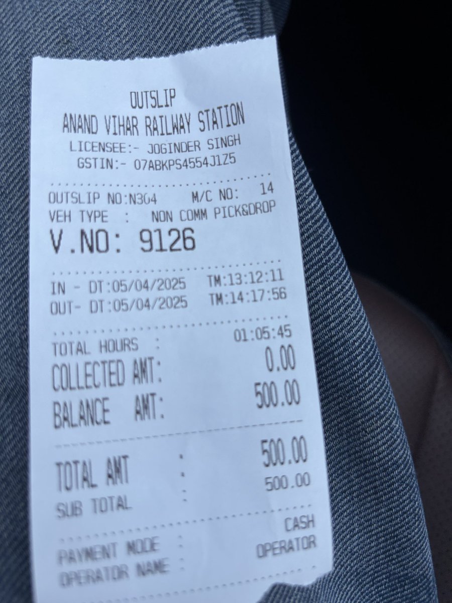 Achal ® (@get_actual) on Twitter photo what kind of loot is this <a href="/RailwaySeva/">RailwaySeva</a> <a href="/RailMinIndia/">Ministry of Railways</a> . 1 hour parking charges at Anand Vihar Terminal is 500👽
this is loot what kind of loot is this <a href="/RailwaySeva/">RailwaySeva</a> <a href="/RailMinIndia/">Ministry of Railways</a> . 1 hour parking charges at Anand Vihar Terminal is 500👽
this is loot