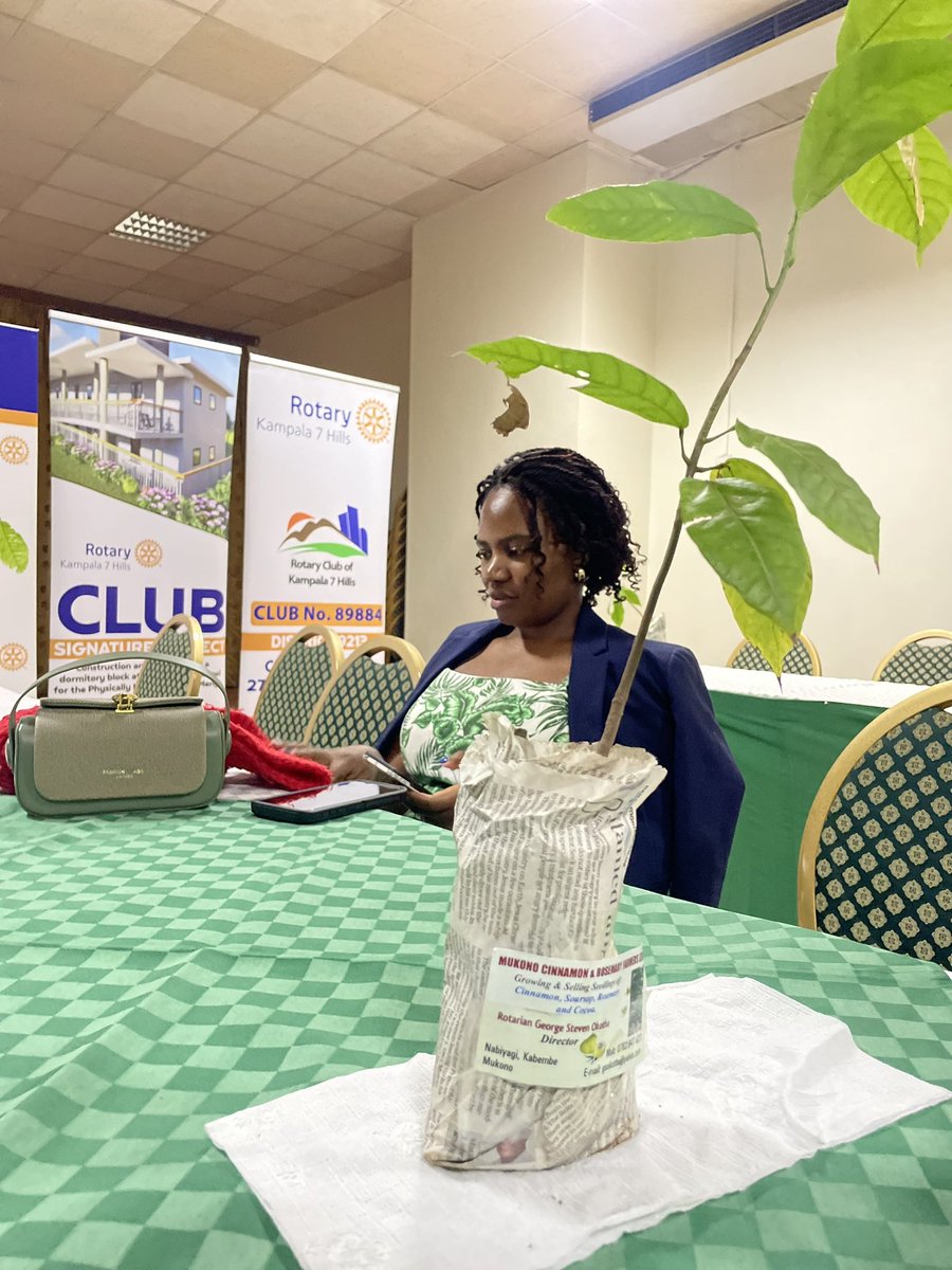 RCKla7Hills's tweet image. Yesterday , we didn’t just talk about the environment we brought it to the table! As we ushered in Environment Month on the Rotary Calendar 

#RcKla7Hills  #EnvironmentMonth  #GreenRotary #PeopleOfAction