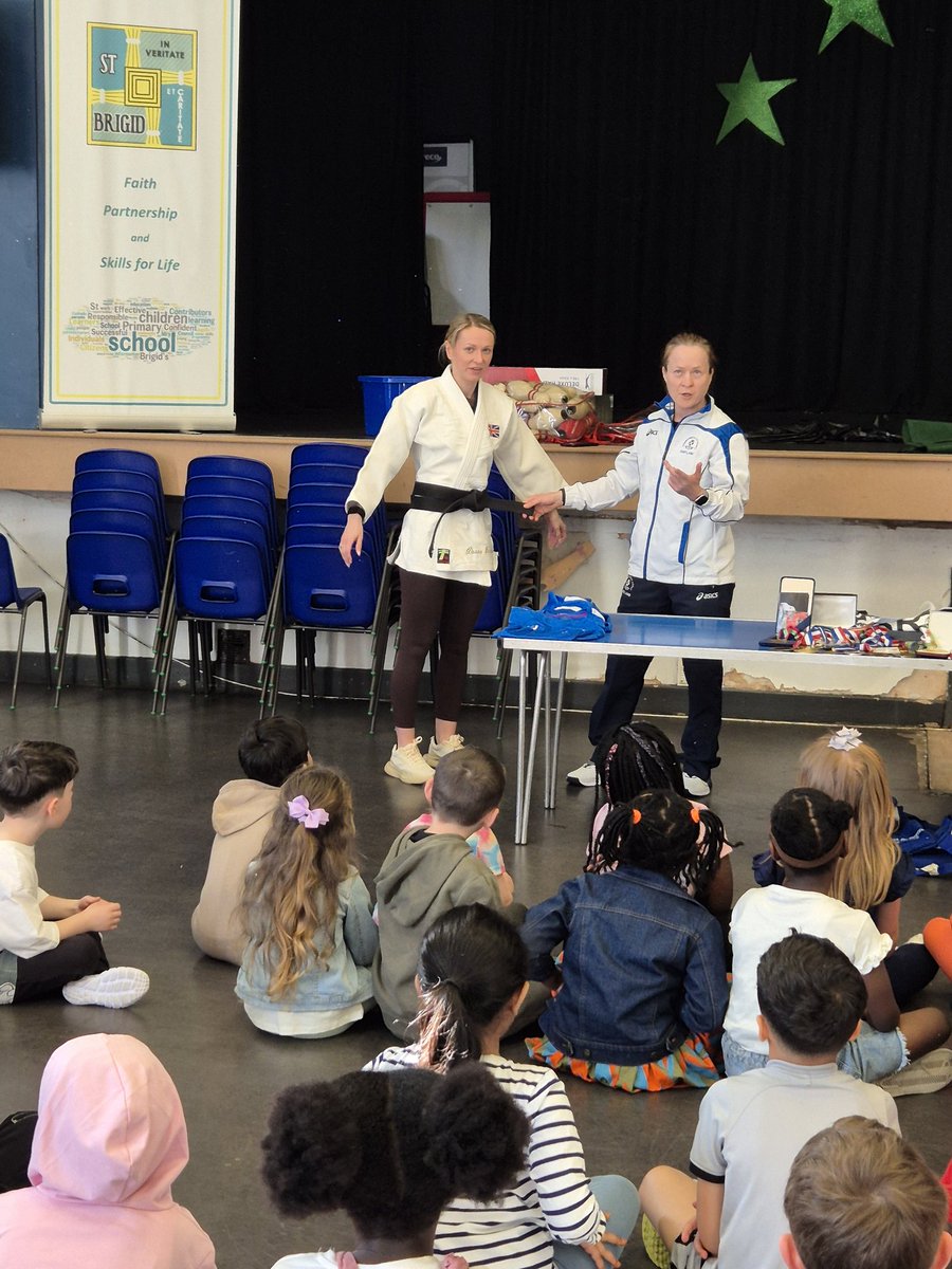 VMC90322192's tweet photo. @StBrigidsPS Mrs Smith gaining ger 4th dan black belt in record time! https://t.co/VW7wPkrK0I