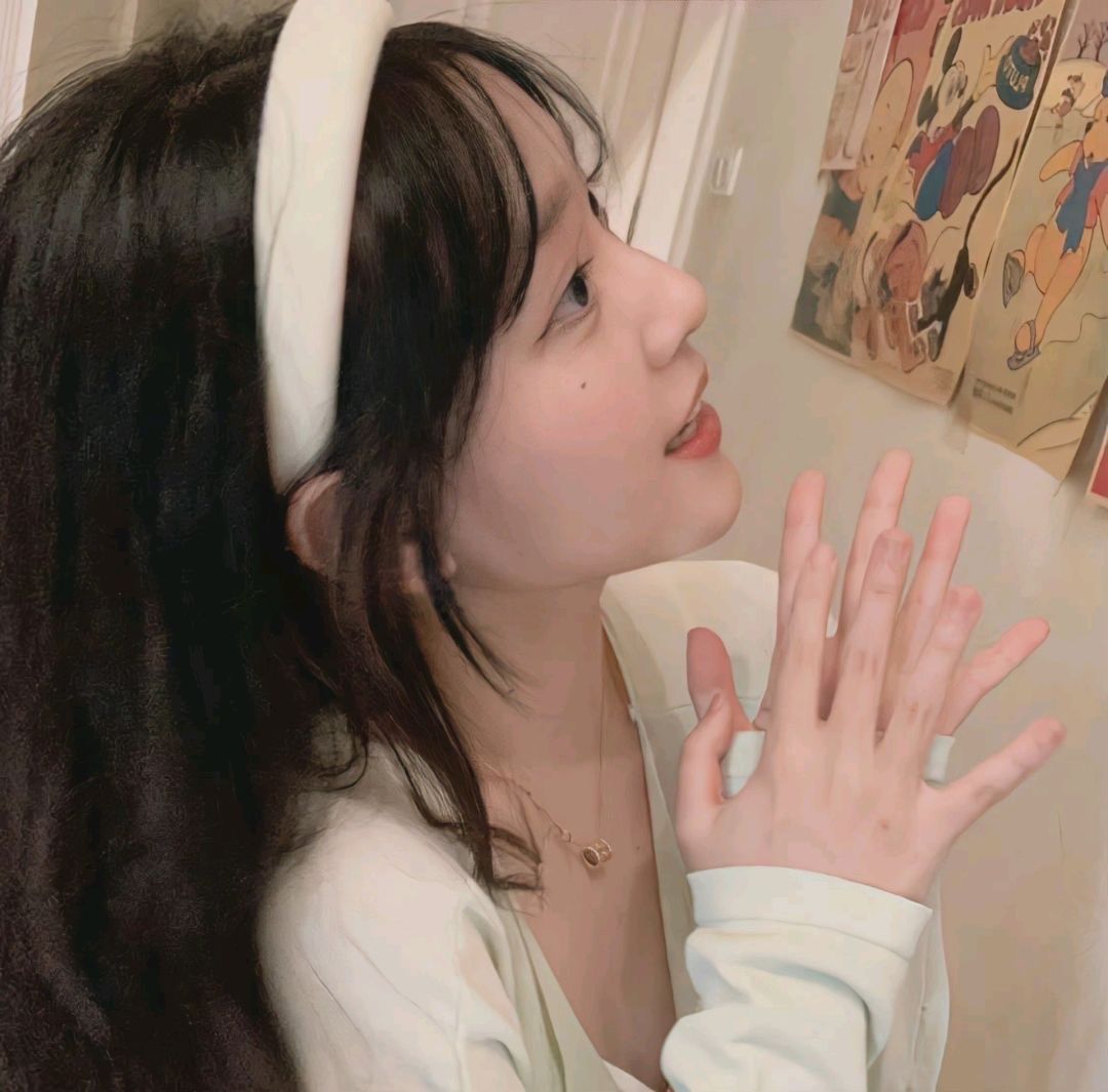 Took a moment to look out my window today, and it was like the world slowed down for just a few seconds. It’s easy to forget to pause, but it makes all the difference. #Mindfulness #Pause #Appreciation