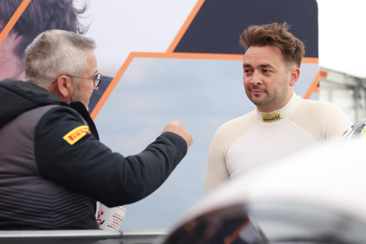 Lovecars's tweet photo. Our very own Nick Ponting is back behind the wheel of a Ginetta at Donnington Park this week, 20 years after starting in Juniors!

Race action will be on the @GinettaCars live stream on  YouTube.

Motorsport special coming to Amazon Prime Video next month. https://t.co/GqsyT6KXBk