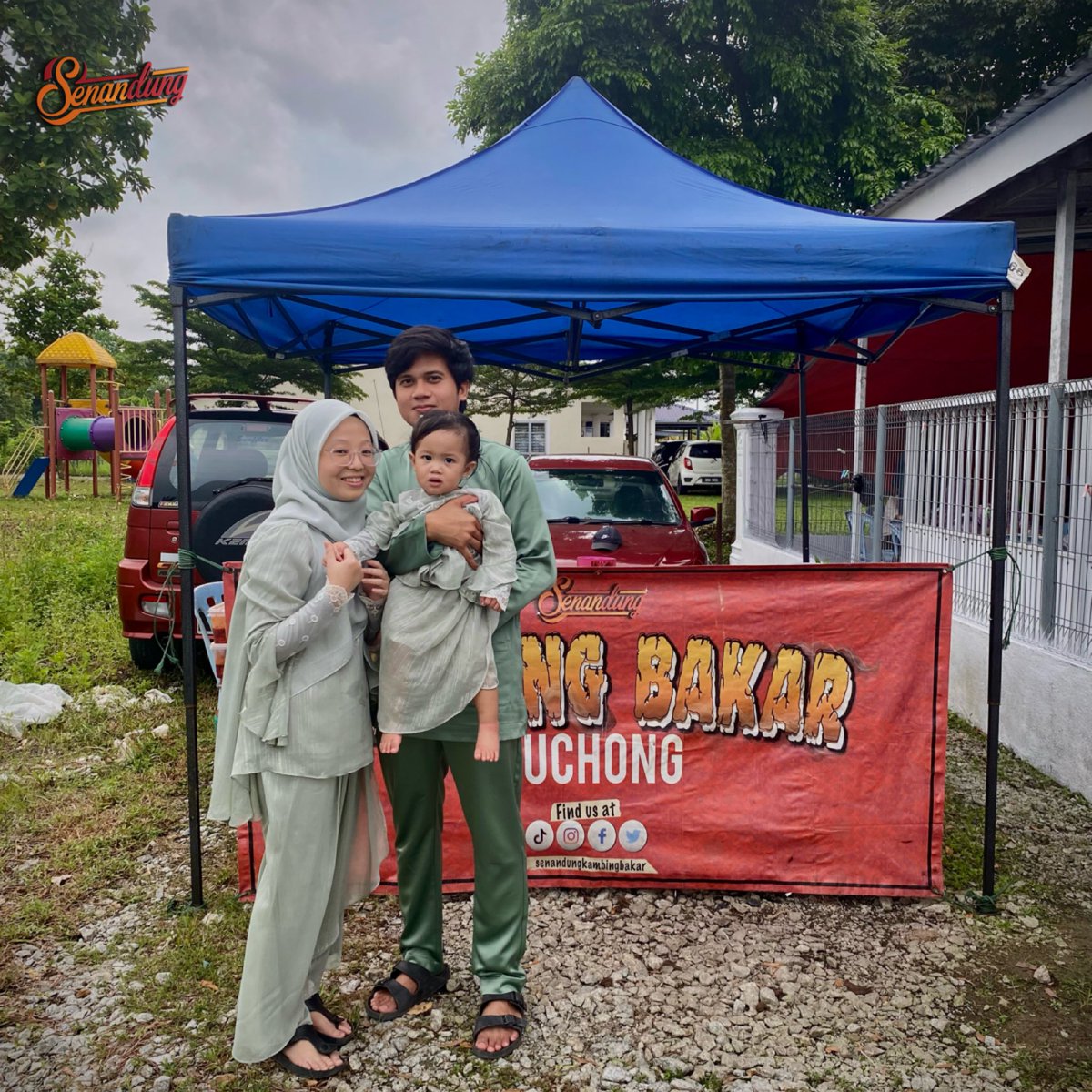 SenandungCo's tweet photo. Dari tunang,majlis kahwin,hingga kenduri aqiqah.
Encik Azam sentiasa mempercayai servis kambing bakar Senandung. 🤝

#rayaasenandung #puasmakan #kambingbakarkatering https://t.co/VmDgRszb0k
